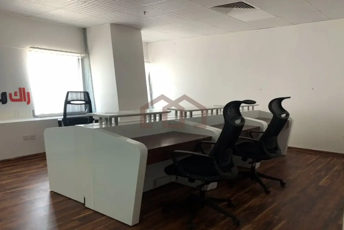 Office Space For Rent in The Regal Tower | Business Bay | Vacant and Ready | Partitioned | Near Metro